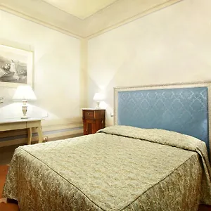 bb-amalia-suites.it-tuscanyhotel.com/